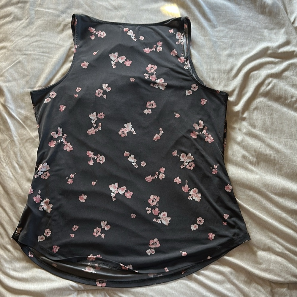 Maurices keyhole floral tank top - Picture 4 of 5